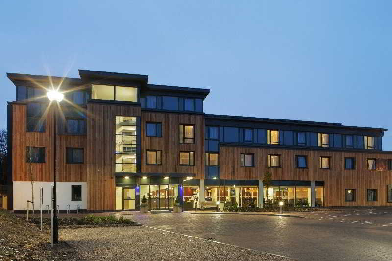Holiday Inn Express Cambridge Duxford M11 Jct 10 By Ihg Esterno foto
